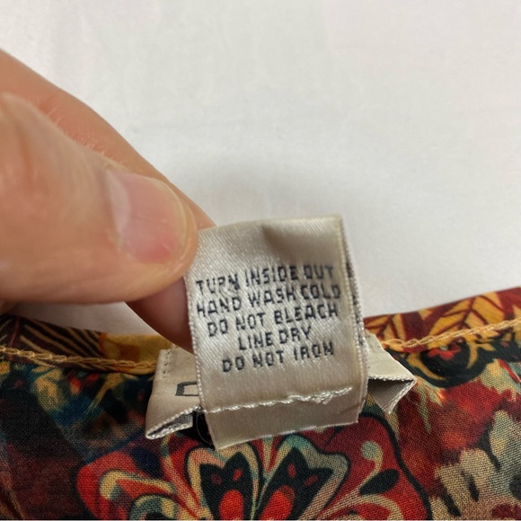 Chico’s Blouse Woman’s 3X Butterfly Style Sleeves Fun Print Earth tone color Top - Picture 6 of 11